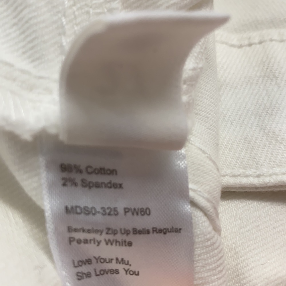 SMYM Berkeley Bells in Pearly White - Picture 5 of 5